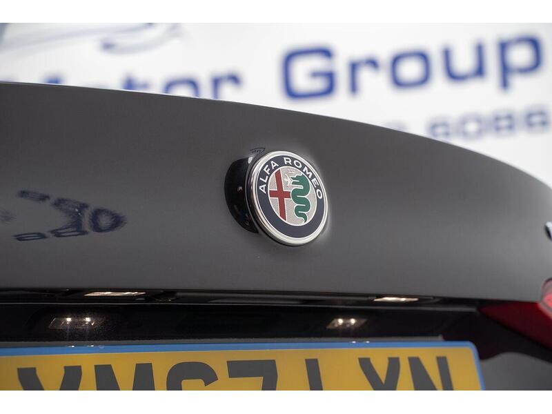 Used Alfa Romeo Giulia 2018 for sale - 76660001: Photo 21