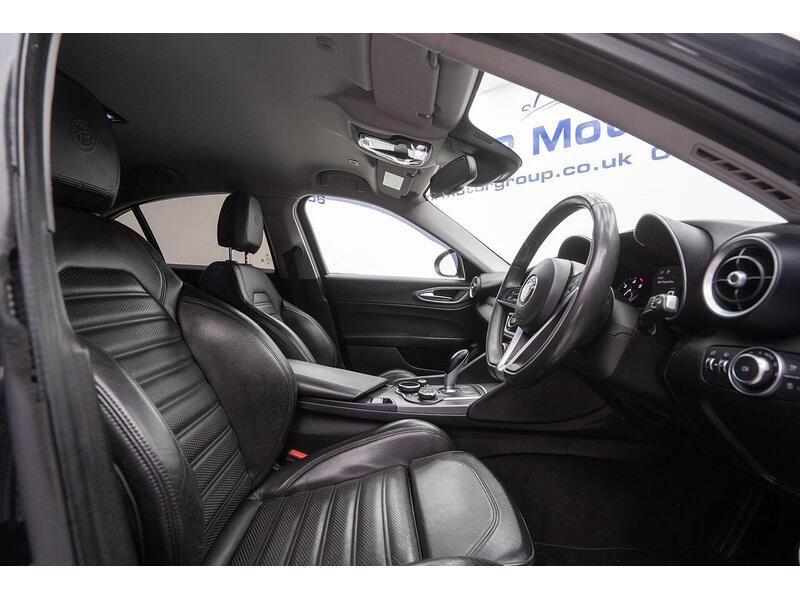 Used Alfa Romeo Giulia 2018 for sale - 76660001: Photo 25