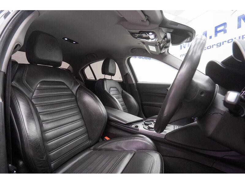 Used Alfa Romeo Giulia 2018 for sale - 76660001: Photo 26