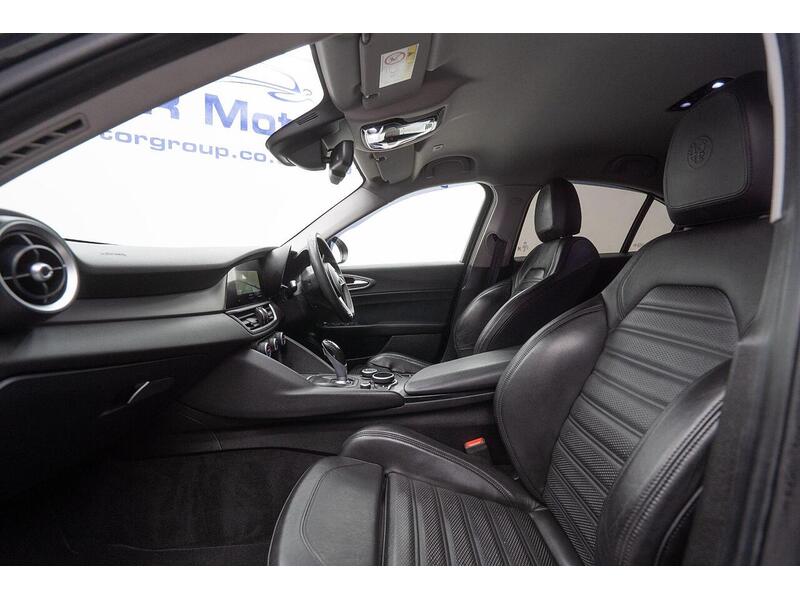 Used Alfa Romeo Giulia 2018 for sale - 76660001: Photo 28