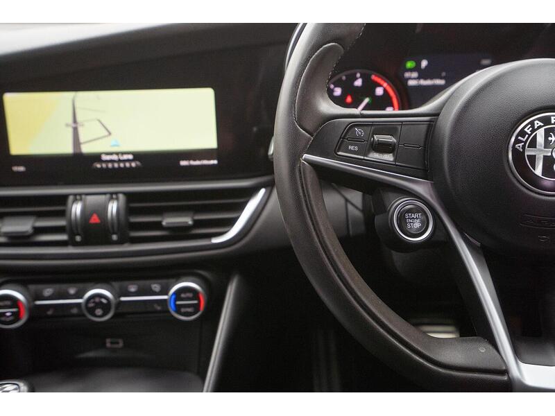 Used Alfa Romeo Giulia 2018 for sale - 76660001: Photo 33