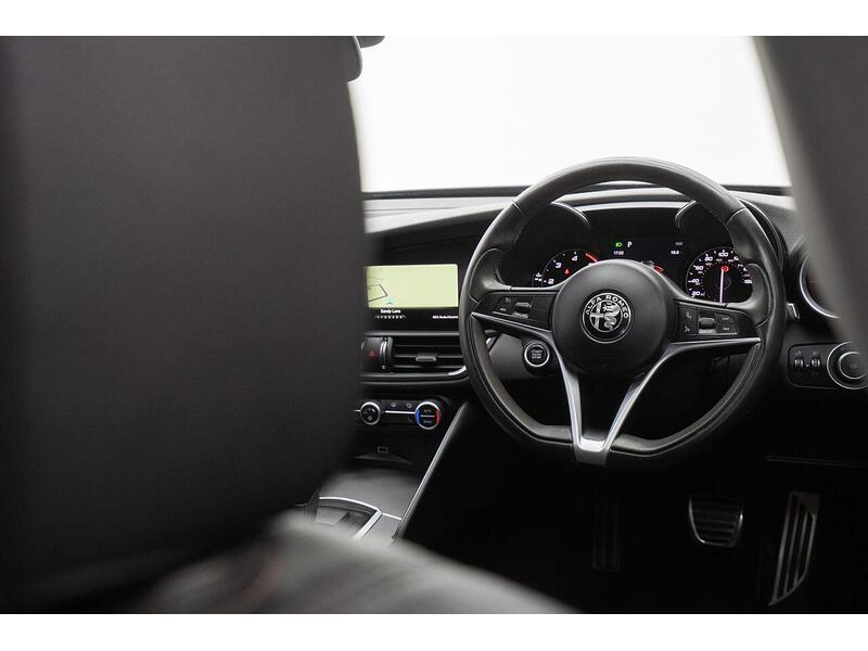 Used Alfa Romeo Giulia 2018 for sale - 76660001: Photo 36