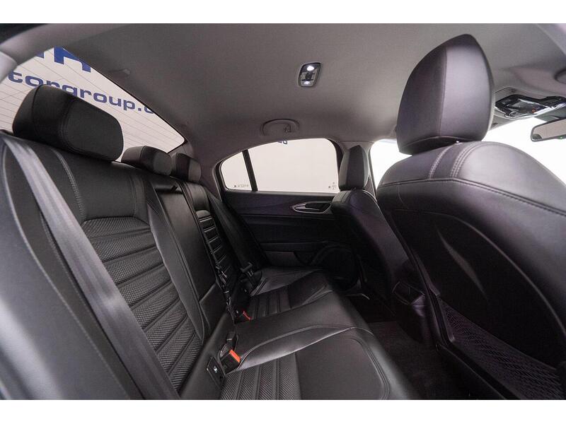 Used Alfa Romeo Giulia 2018 for sale - 76660001: Photo 50