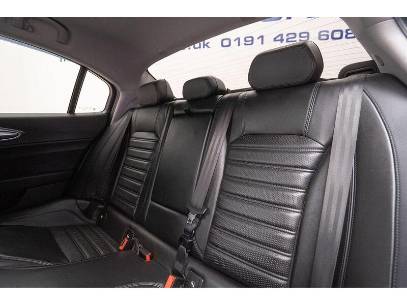 Used Alfa Romeo Giulia 2018 for sale - 76660001: Photo 54
