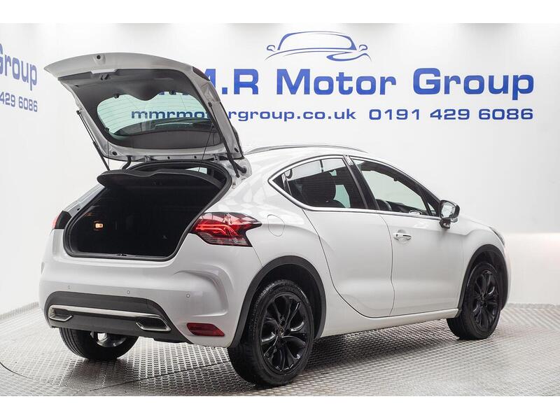 Used DS Automobiles DS 4 Crossback 2018 for sale - 76863553: Photo 10