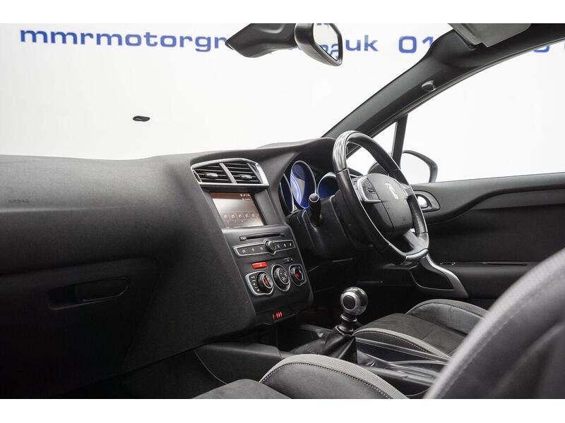 Used DS Automobiles DS 4 Crossback 2018 for sale - 76863553: Photo 25