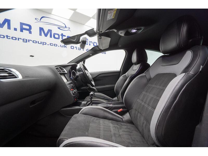 Used DS Automobiles DS 4 Crossback 2018 for sale - 76863553: Photo 26