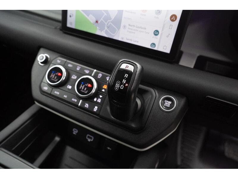 Used Land Rover Defender 2020 for sale - 76659899: Photo 40