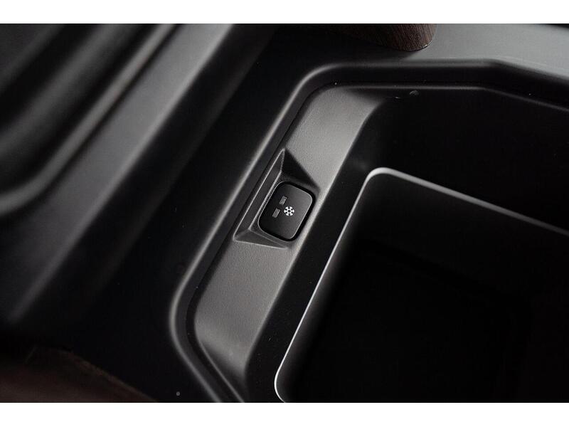 Used Land Rover Defender 2020 for sale - 76659899: Photo 48