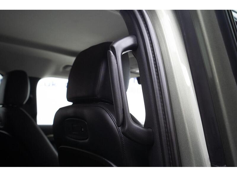 Used Land Rover Defender 2020 for sale - 76659899: Photo 54