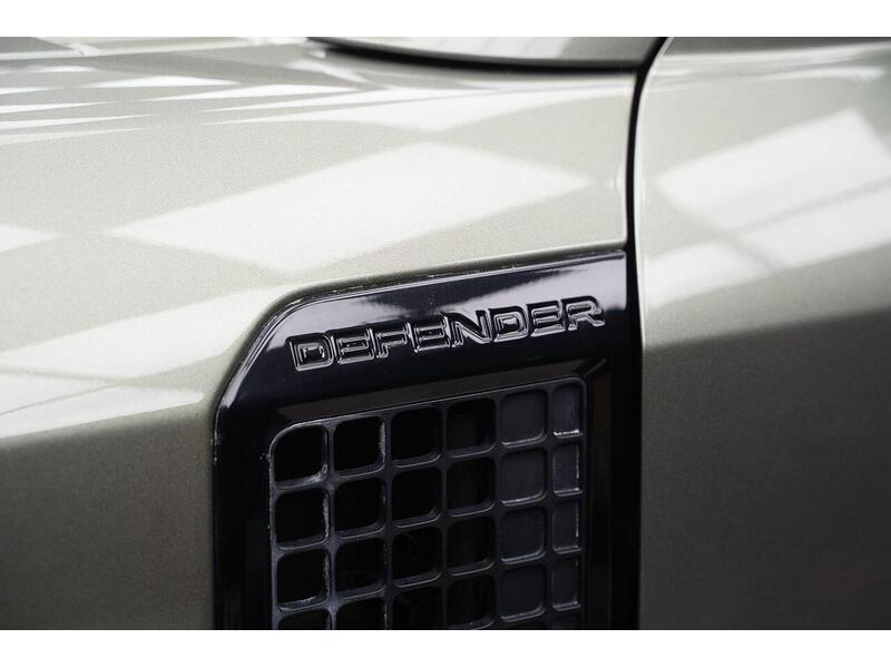 Used Land Rover Defender 2020 for sale - 76659899: Photo 61