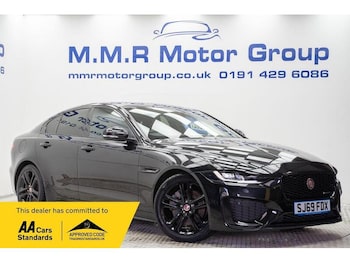 Used Jaguar XE 2019 for sale - 79434402: Photo