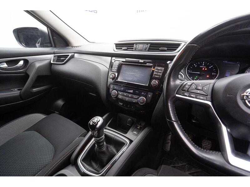 Used Nissan Qashqai 2018 for sale - 77384828: Photo 30