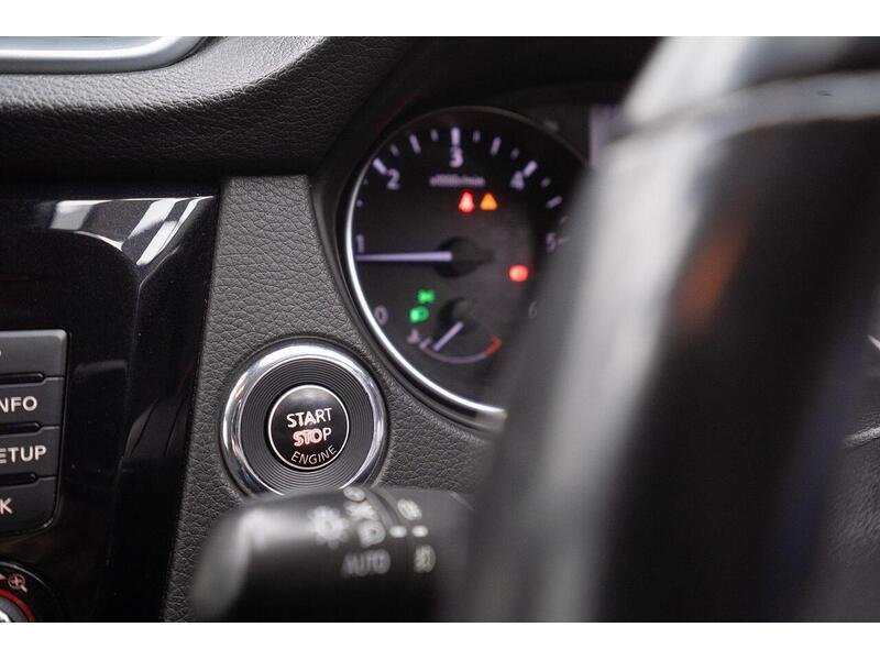 Used Nissan Qashqai 2018 for sale - 77384828: Photo 32