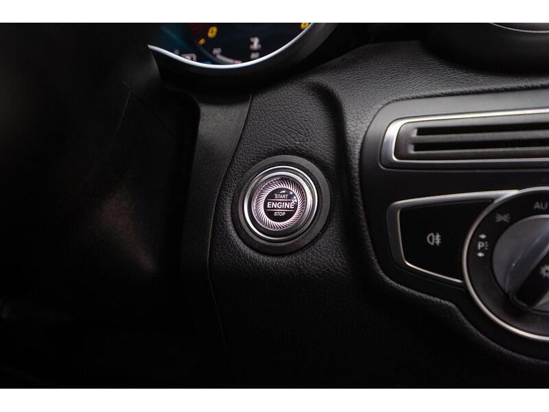 Used Mercedes-Benz C Class 2019 for sale - 77263996: Photo 48