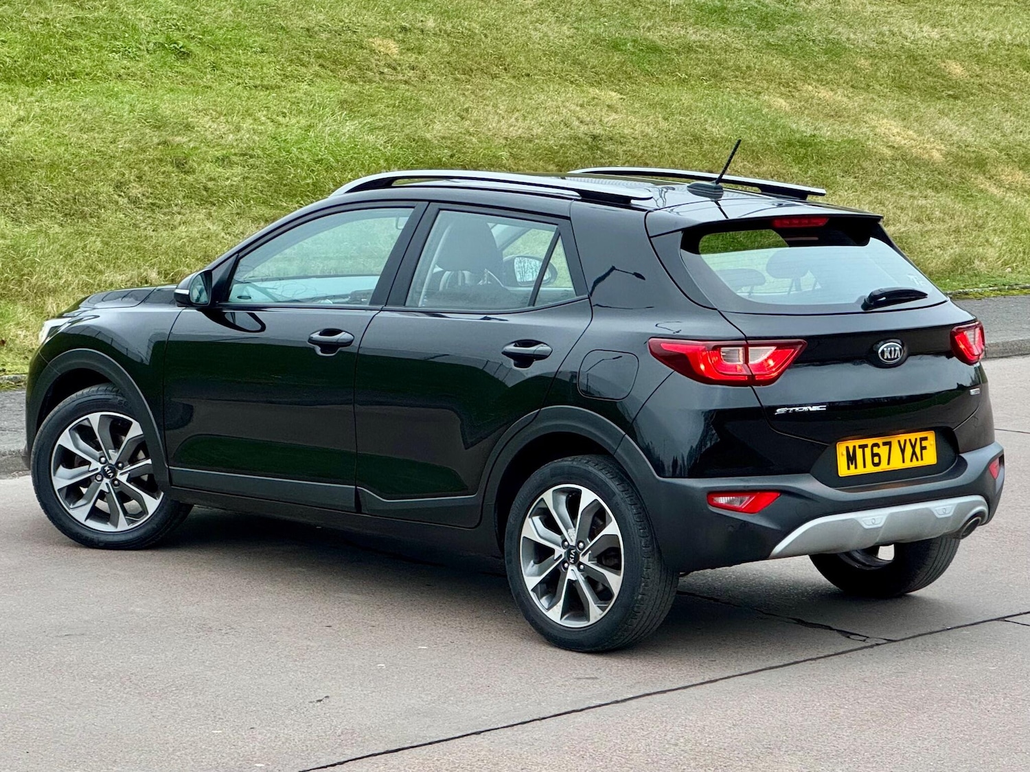 Used Kia Stonic 2017 for sale - 77066646: Photo 15