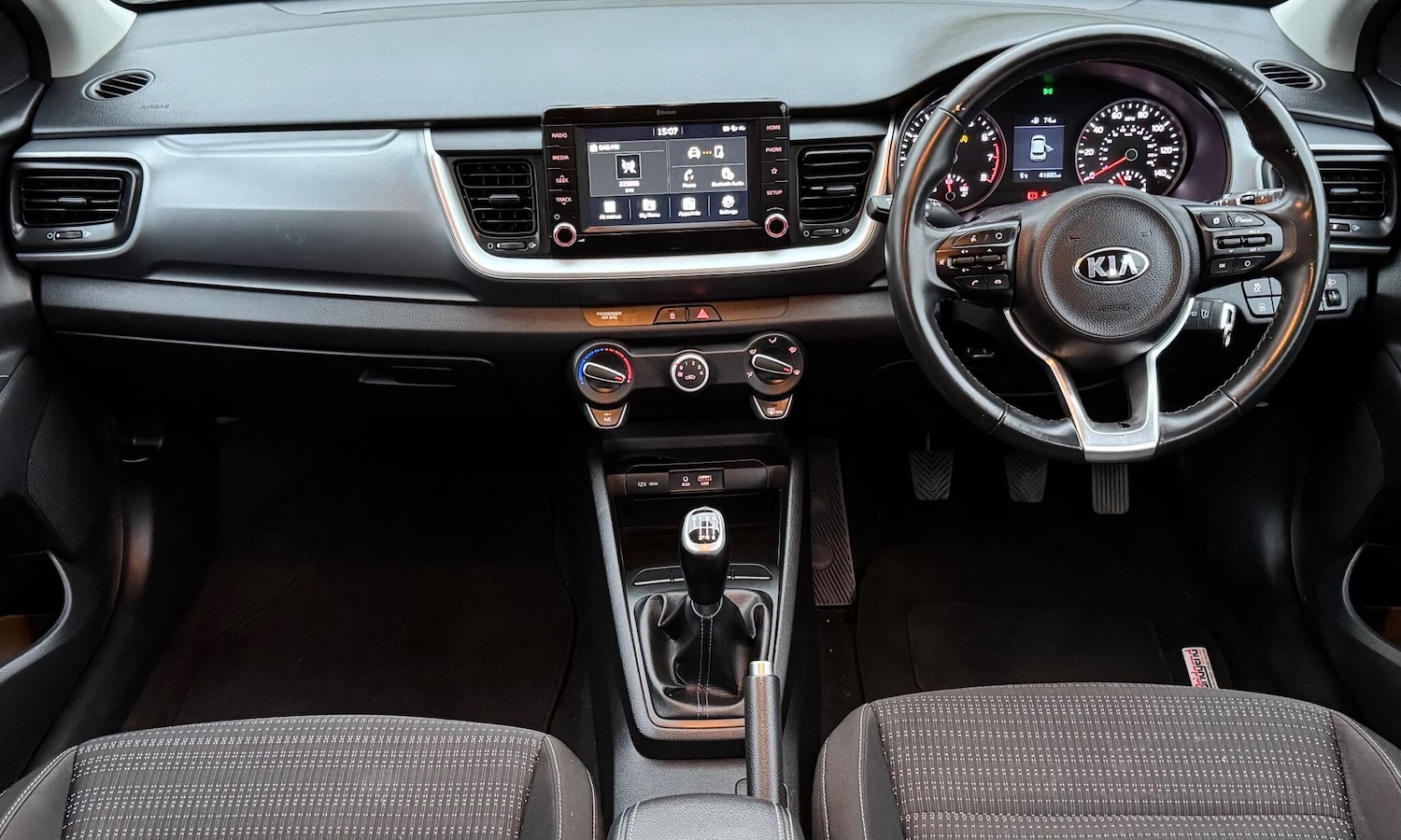 Used Kia Stonic 2017 for sale - 77066646: Photo 34