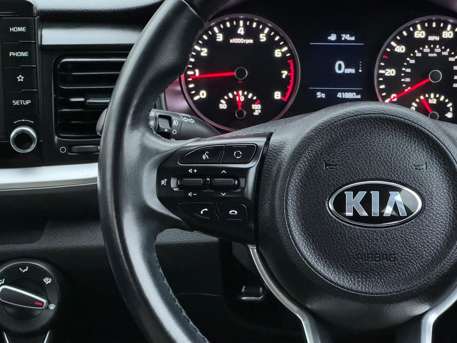 Used Kia Stonic 2017 for sale - 77066646: Photo 37