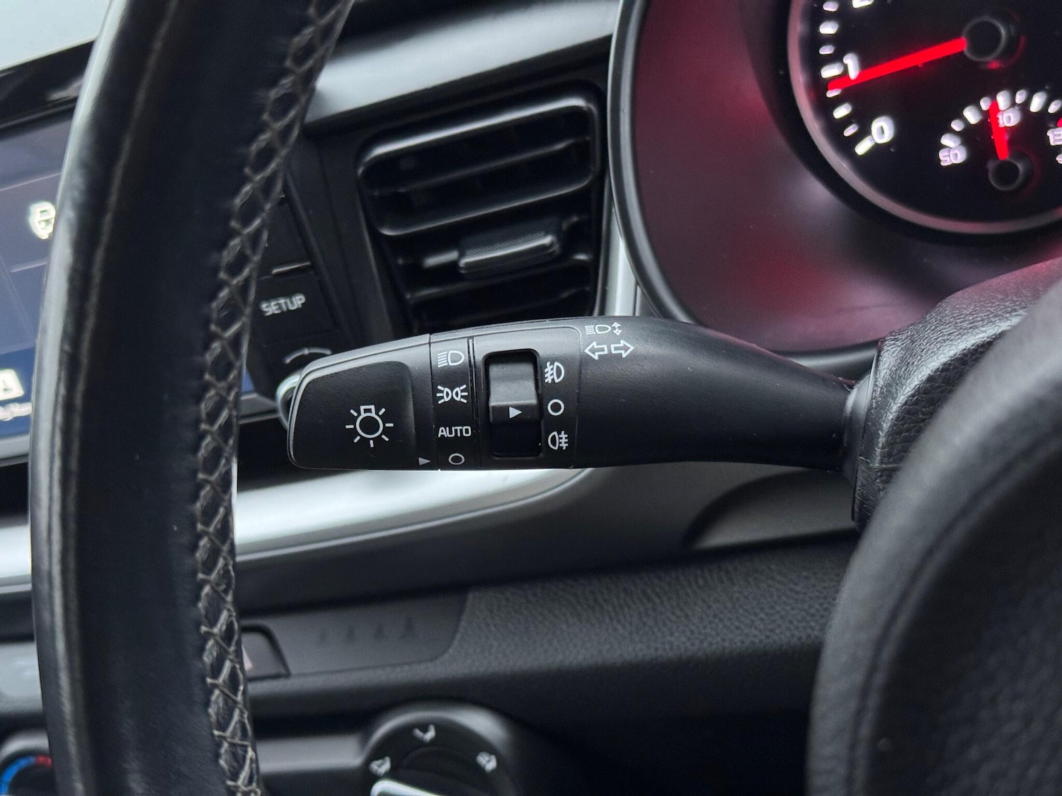 Used Kia Stonic 2017 for sale - 77066646: Photo 39