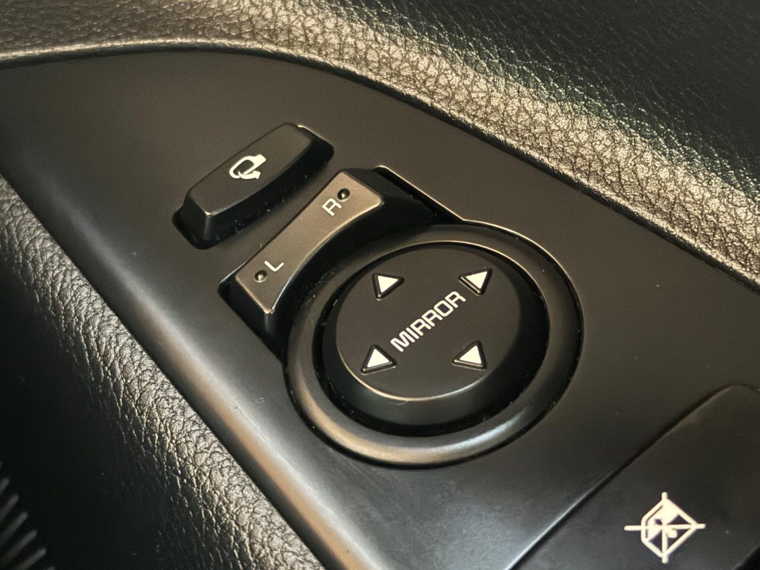 Used Kia Stonic 2017 for sale - 77066646: Photo 6