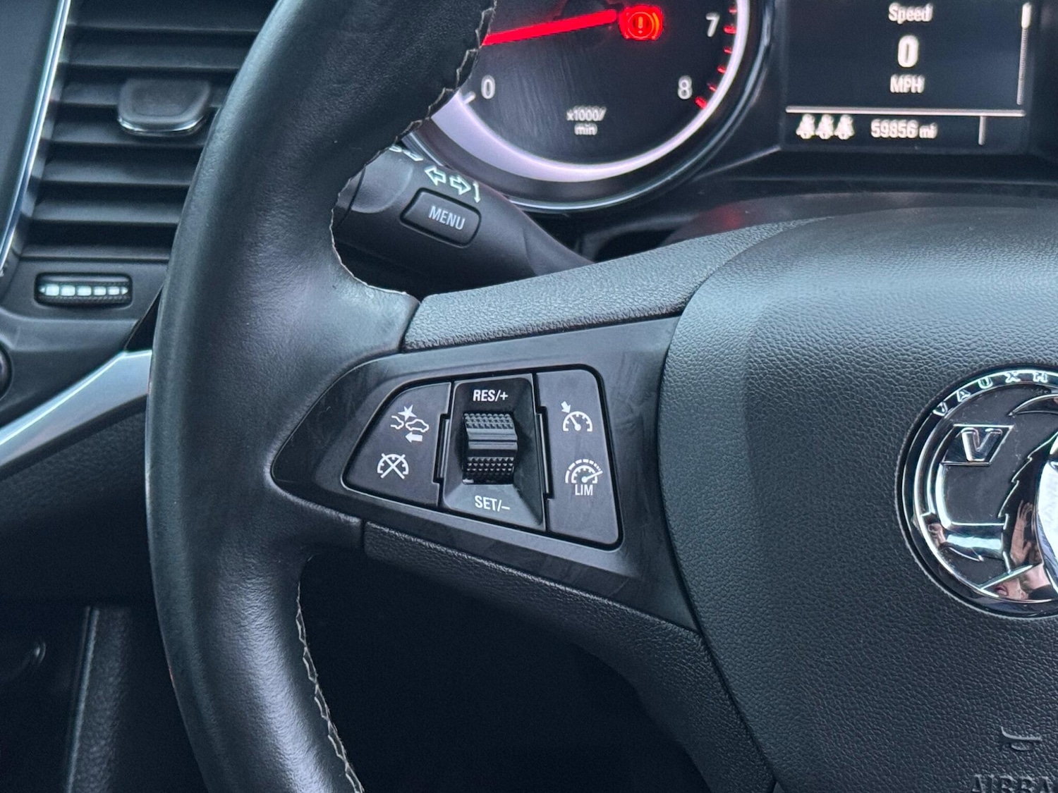 Used Vauxhall Astra 2016 for sale - 77237649: Photo 32