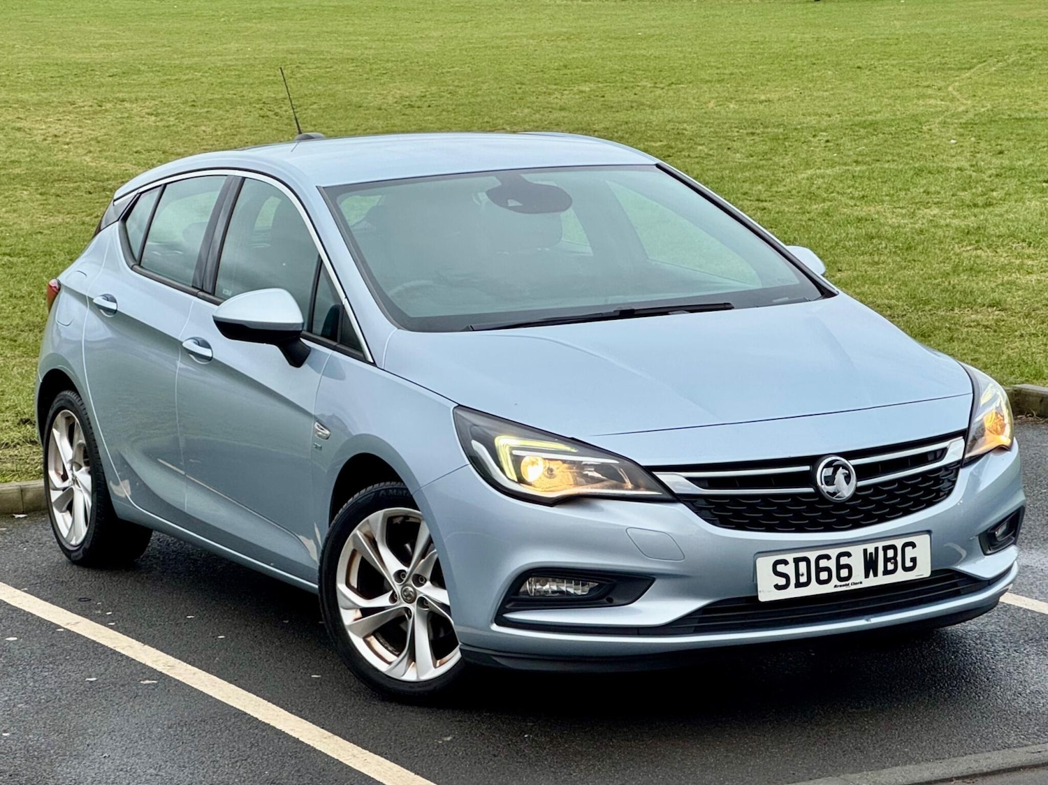 Used Vauxhall Astra 2016 for sale - 77237649: Photo 5