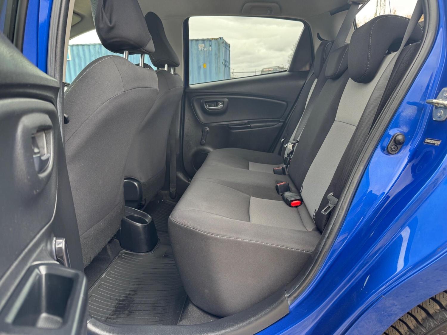 Used Toyota Yaris for sale - 78185421: Photo 24