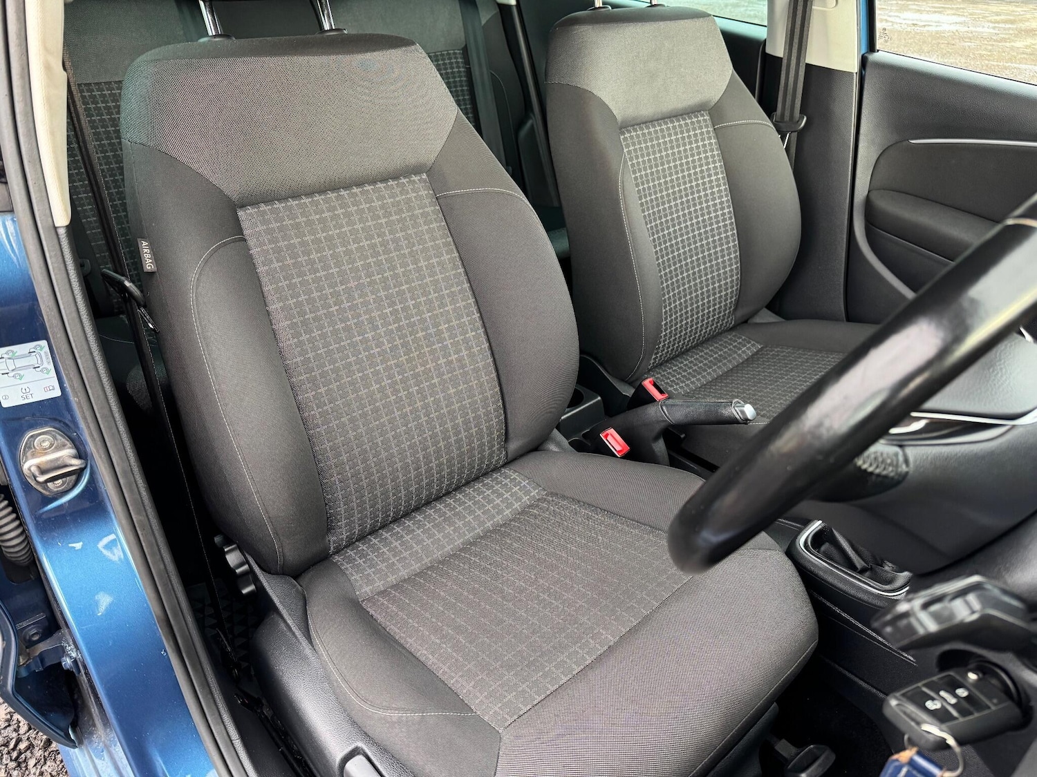 Used Volkswagen Polo 2016 for sale - 76926032: Photo 25