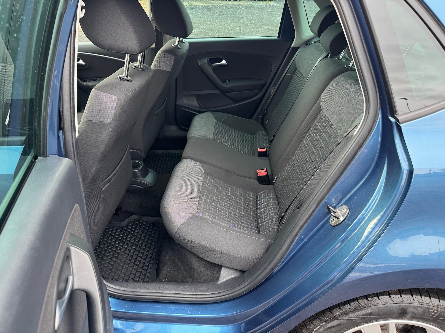 Used Volkswagen Polo 2016 for sale - 76926032: Photo 29