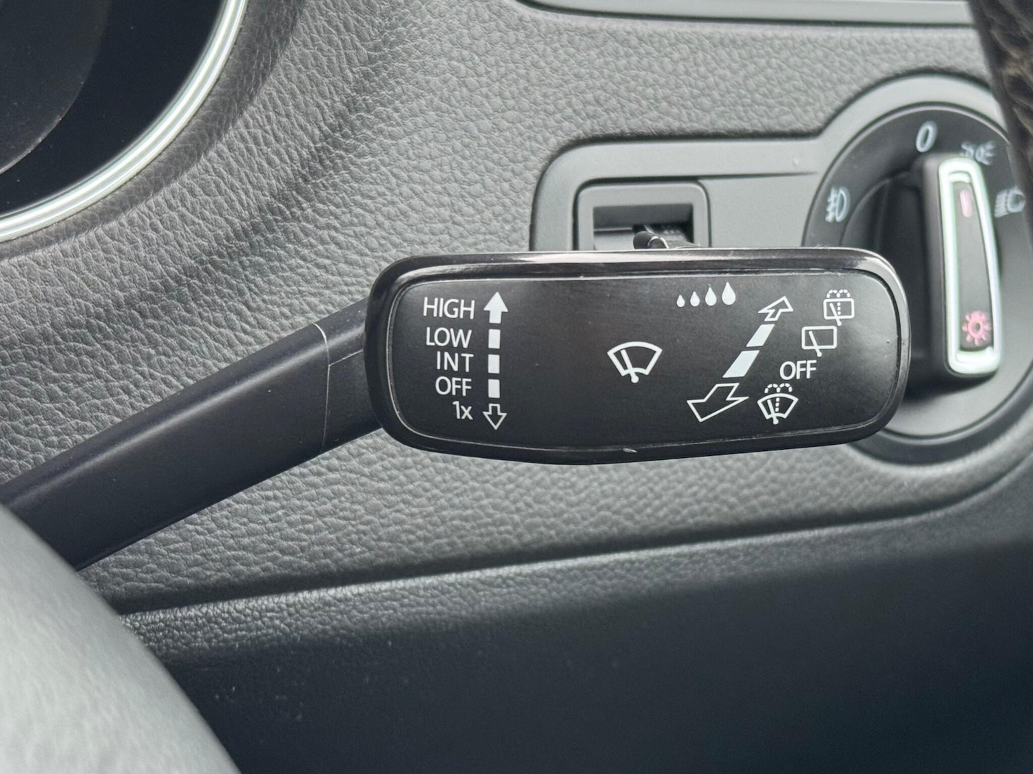 Used Volkswagen Polo 2016 for sale - 76926032: Photo 38