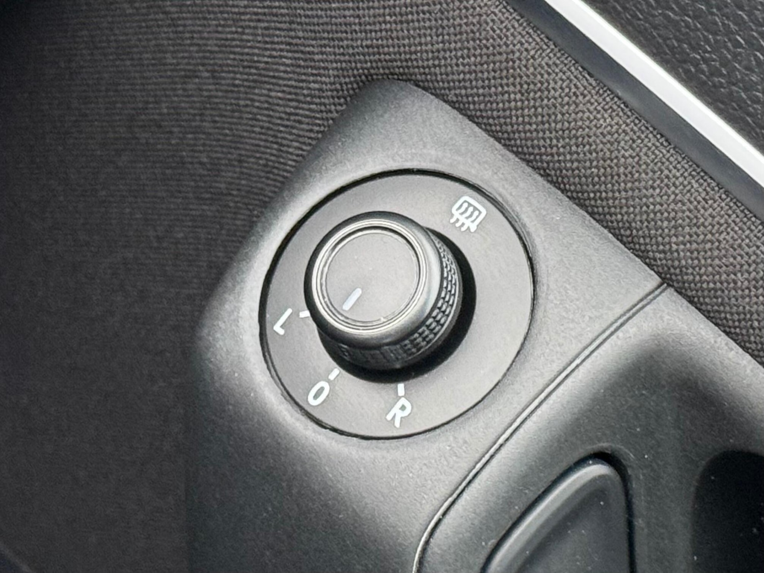 Used Volkswagen Polo 2016 for sale - 76926032: Photo 6