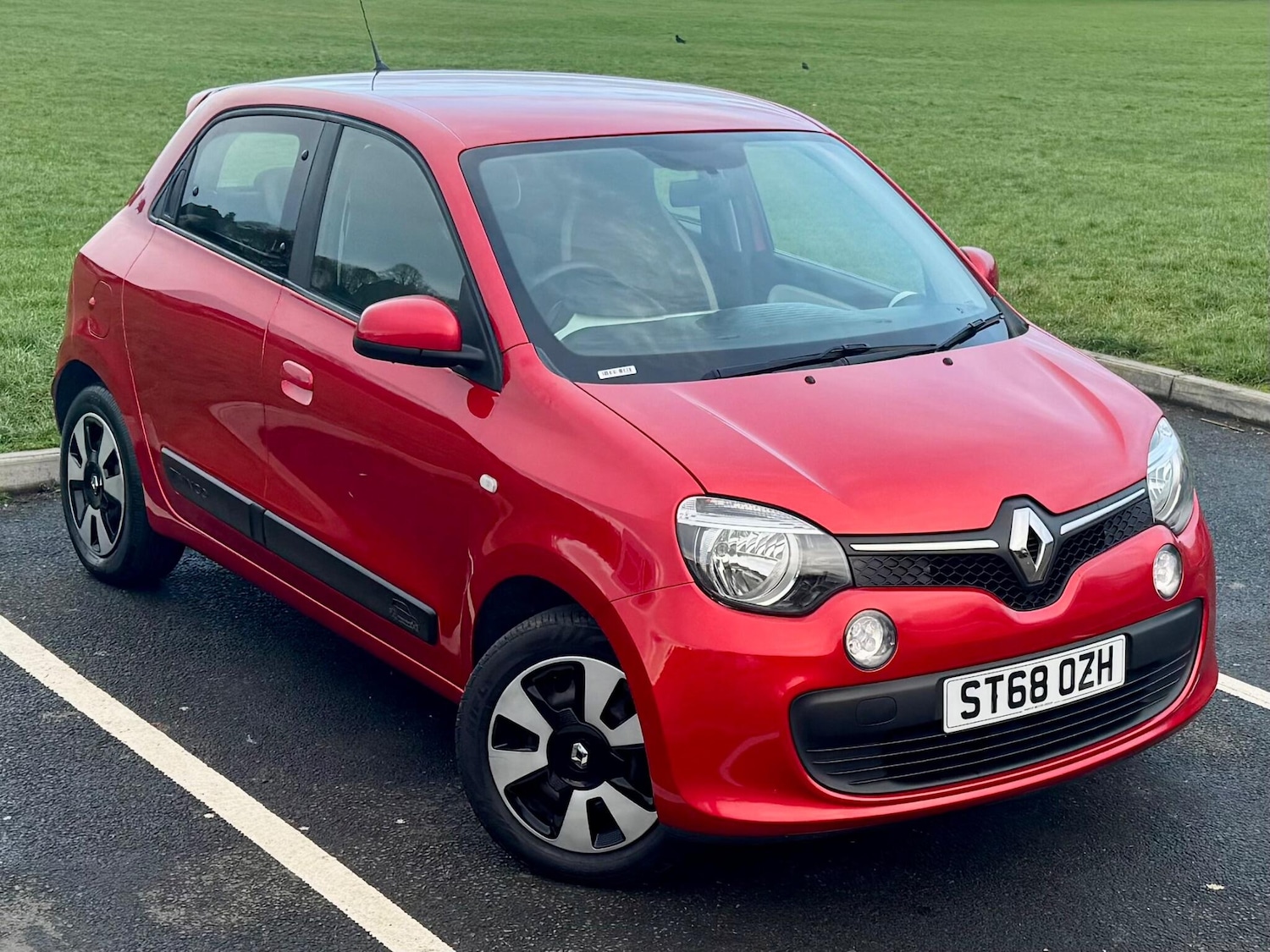 Used Renault Twingo 2018 for sale - 76840735: Photo 3