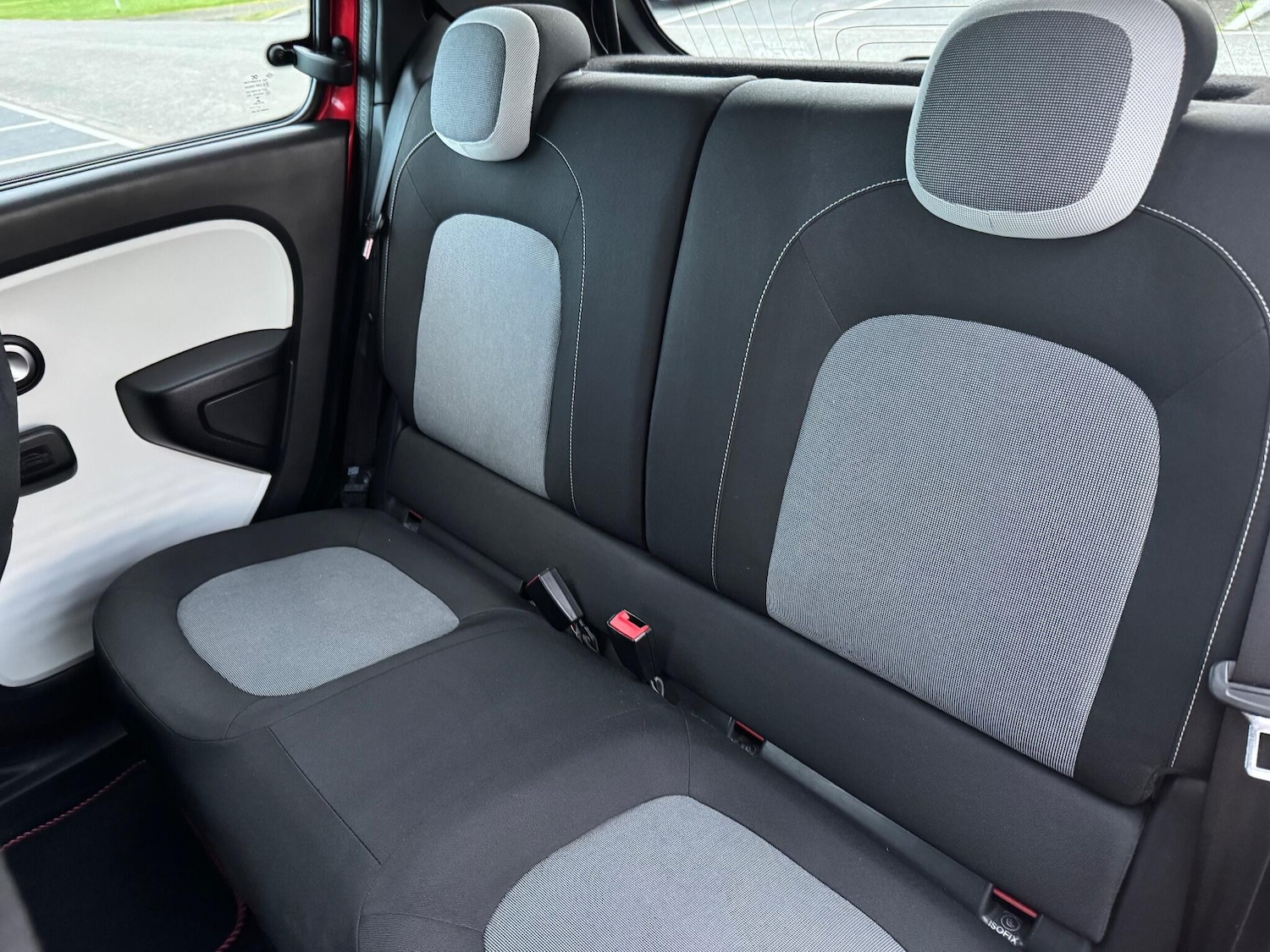 Used Renault Twingo 2018 for sale - 76840735: Photo 45