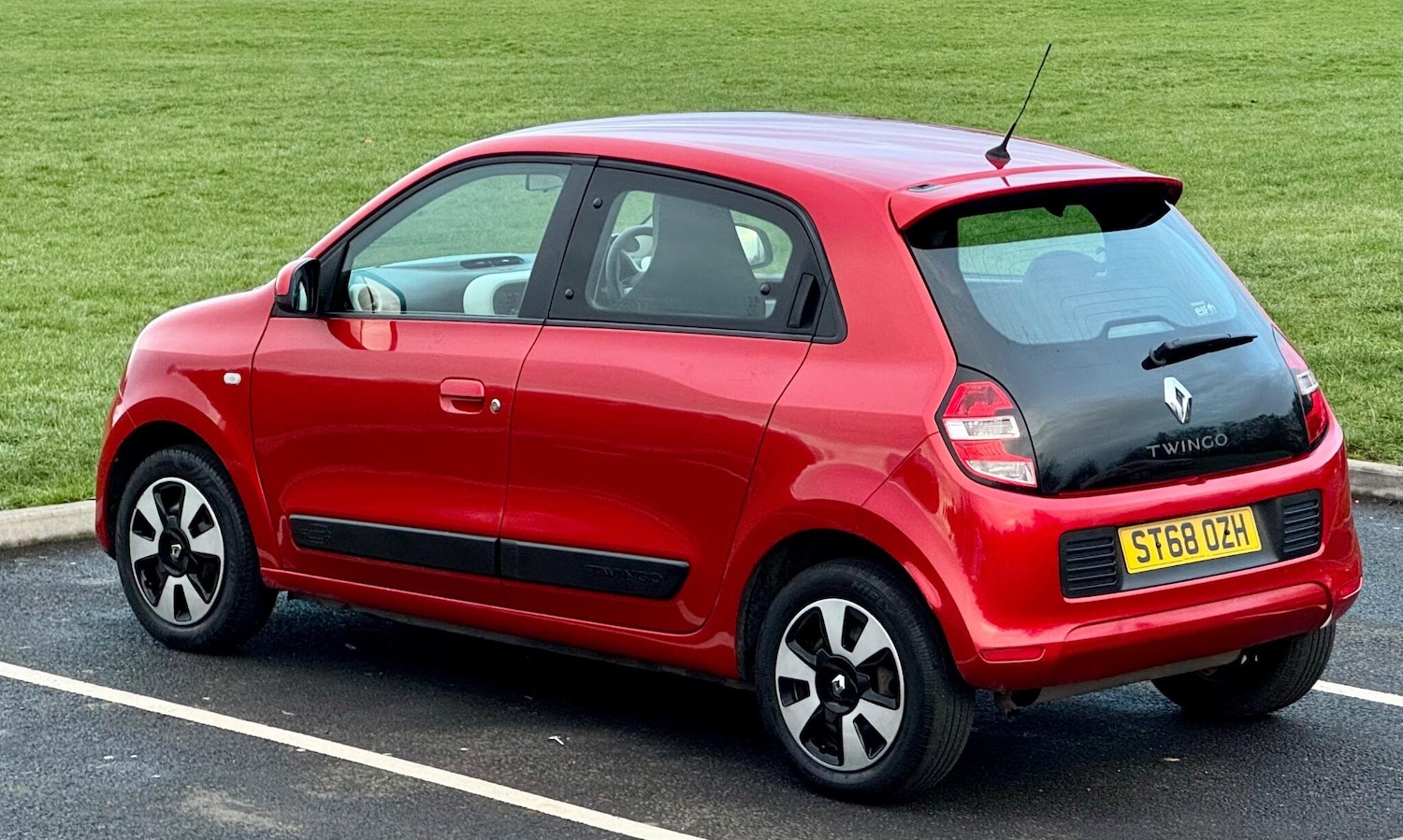 Used Renault Twingo 2018 for sale - 76840735: Photo 8