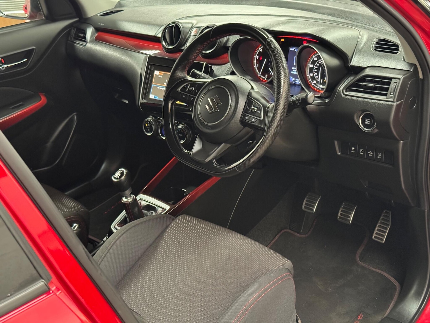 Used Suzuki Swift 2019 for sale - 77799233: Photo 21