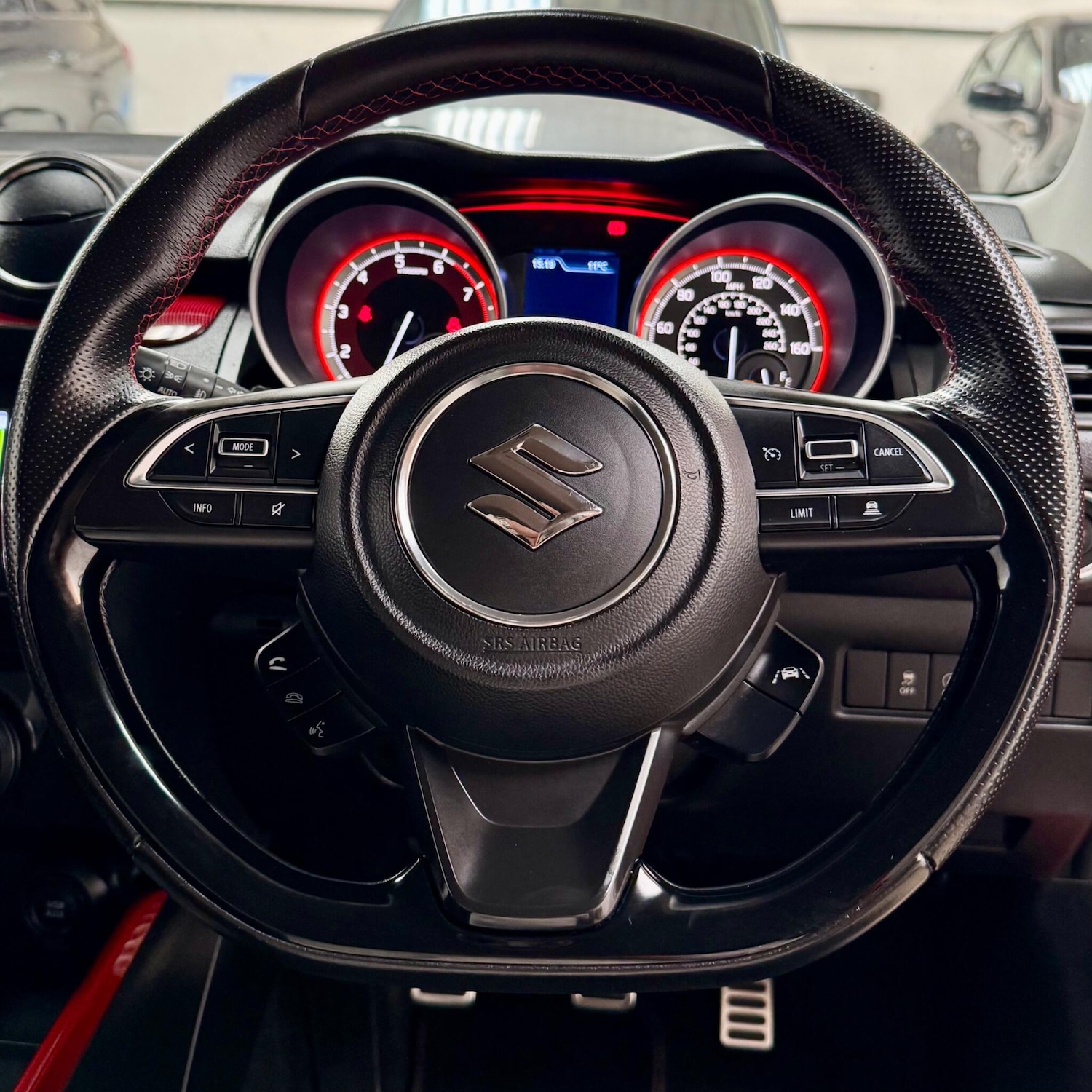 Used Suzuki Swift 2019 for sale - 77799233: Photo 32