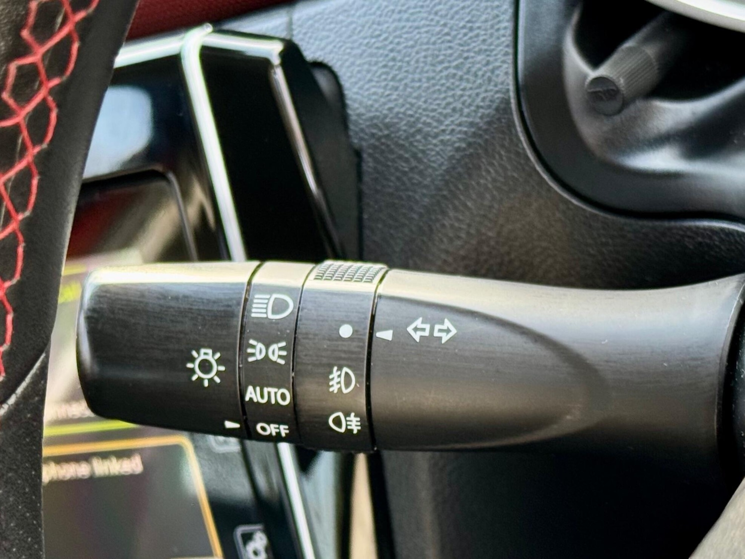 Used Suzuki Swift 2019 for sale - 77799233: Photo 38