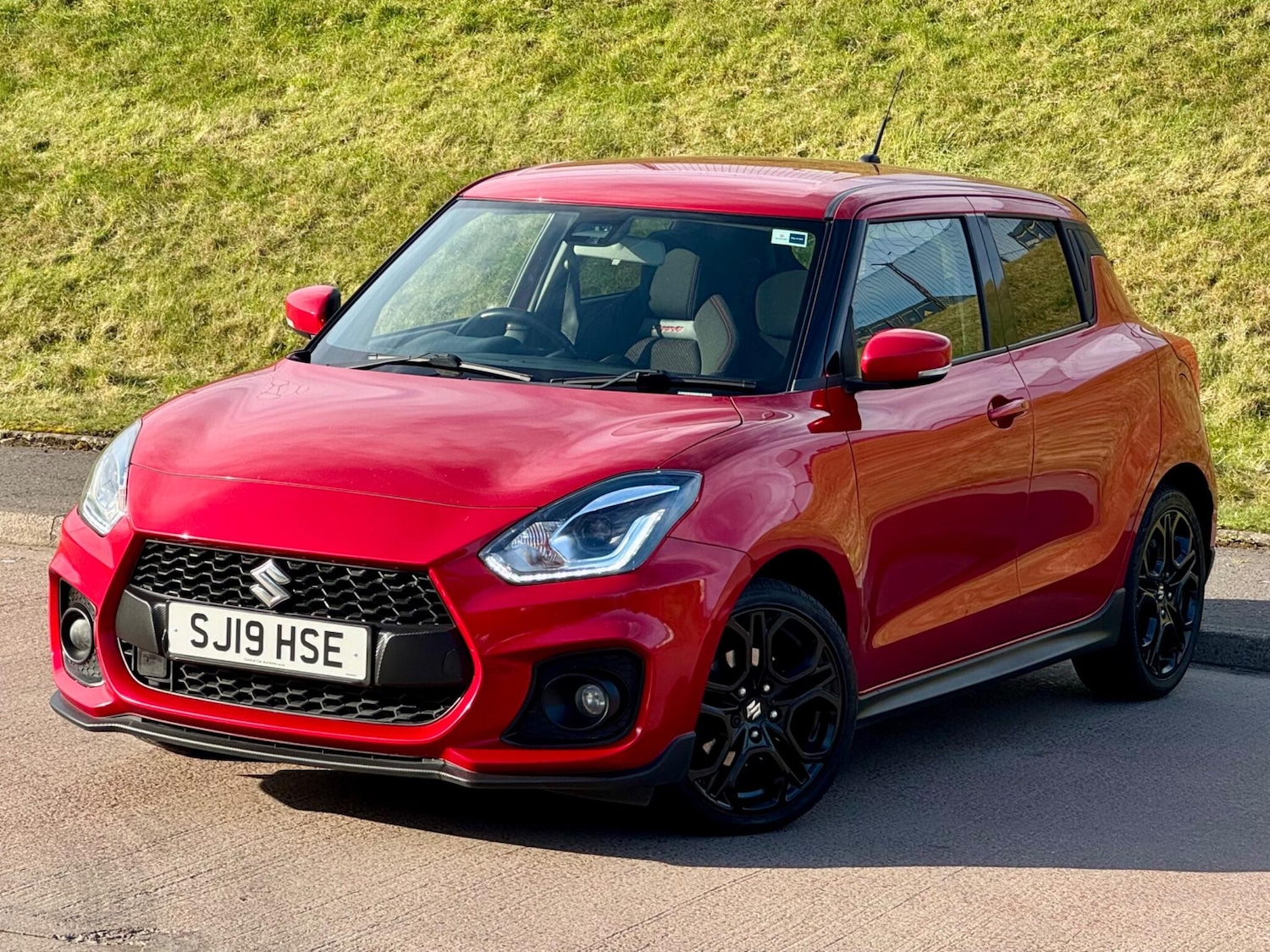 Used Suzuki Swift 2019 for sale - 77799233: Photo 8