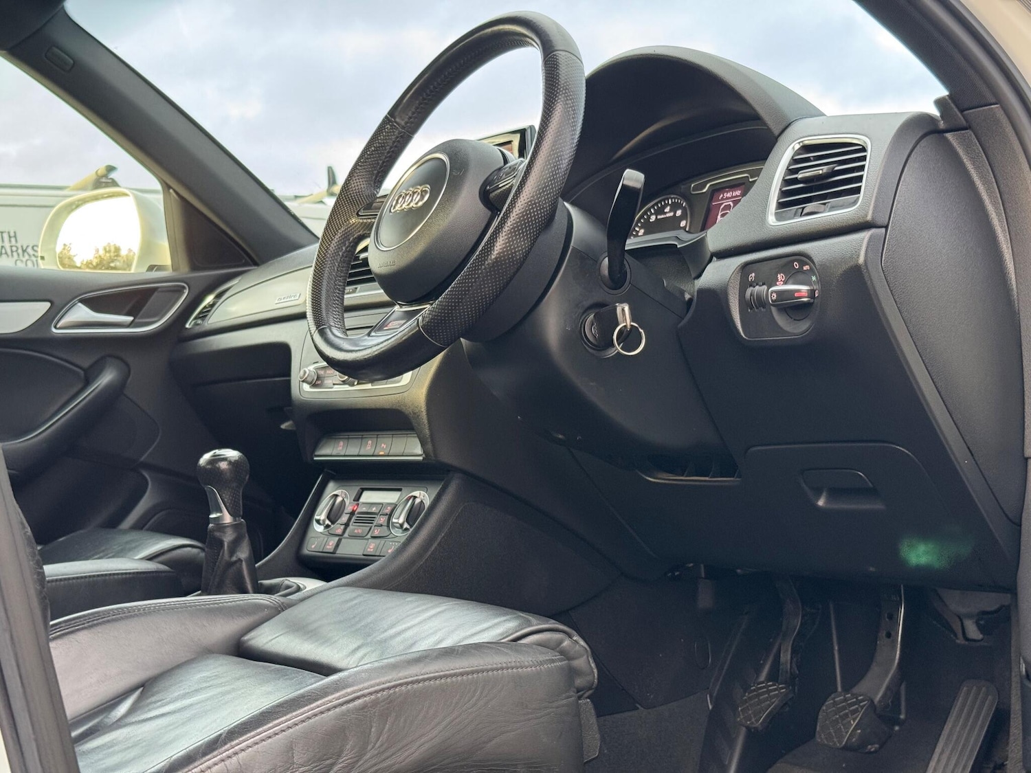 Used Audi Q3 2014 for sale - 76840729: Photo 22