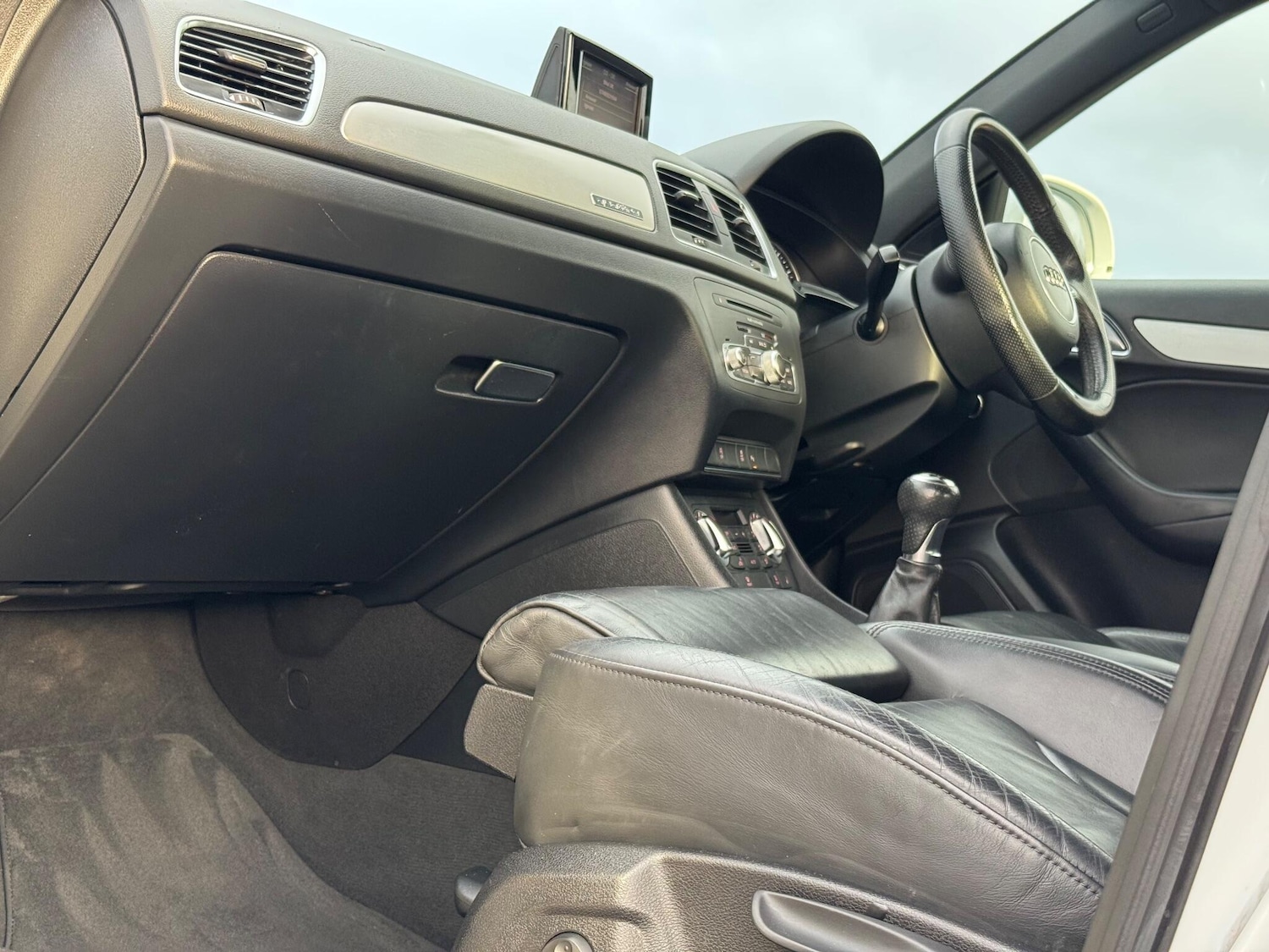 Used Audi Q3 2014 for sale - 76840729: Photo 26