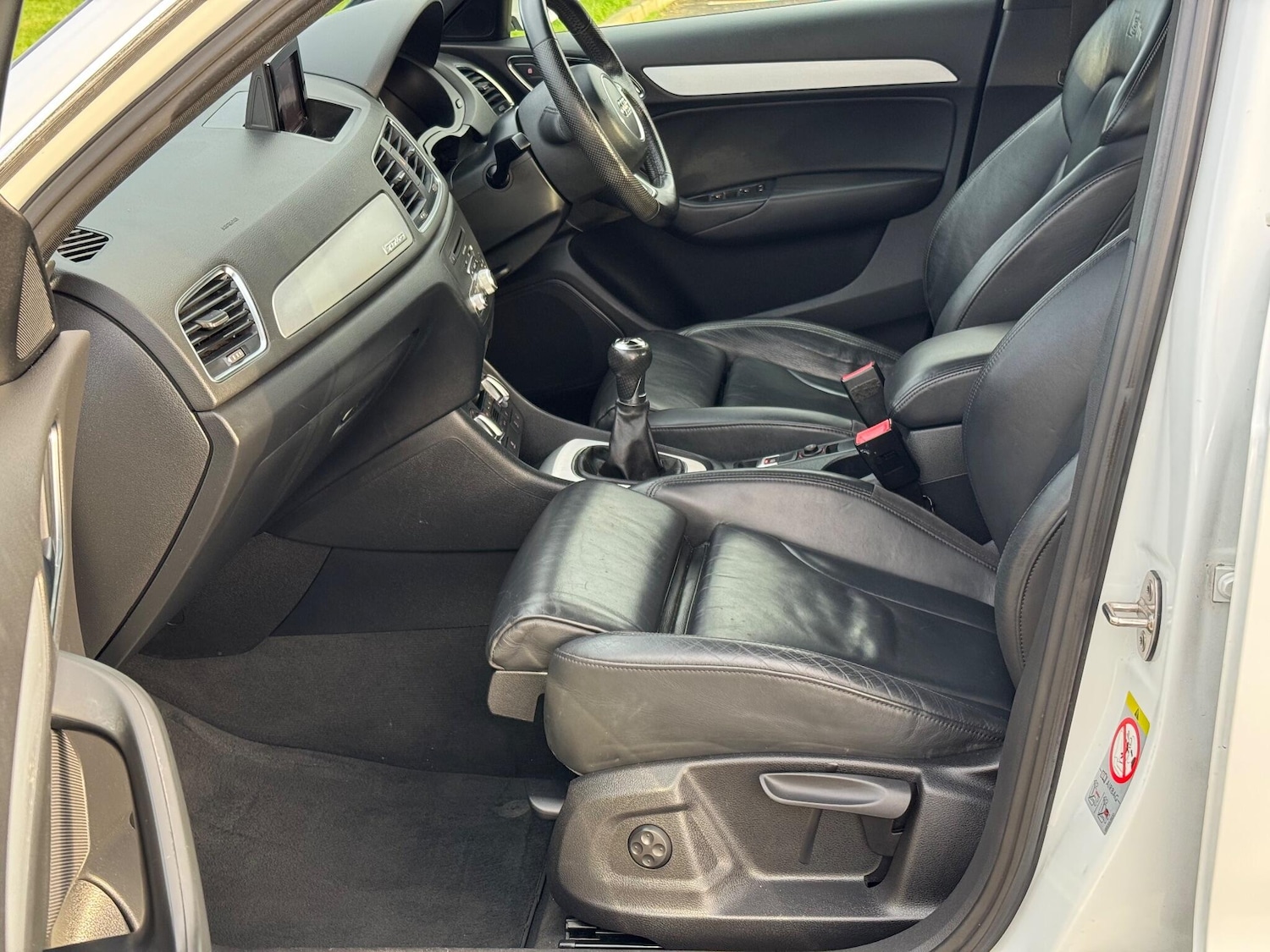 Used Audi Q3 2014 for sale - 76840729: Photo 27