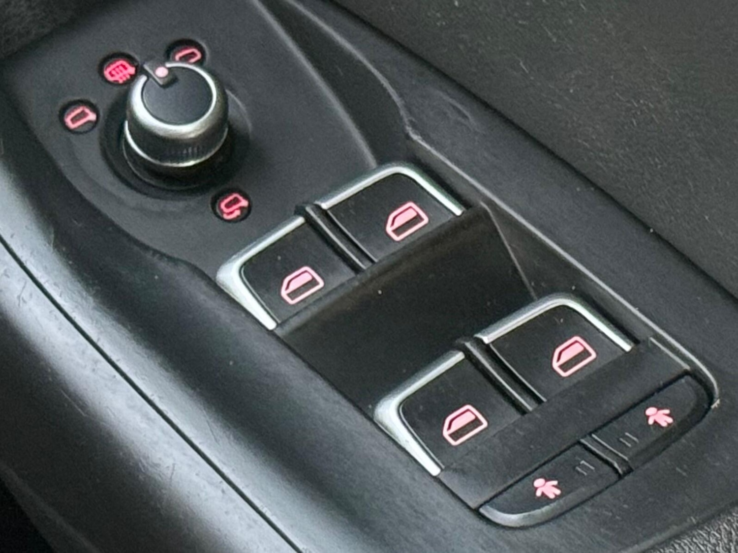 Used Audi Q3 2014 for sale - 76840729: Photo 45