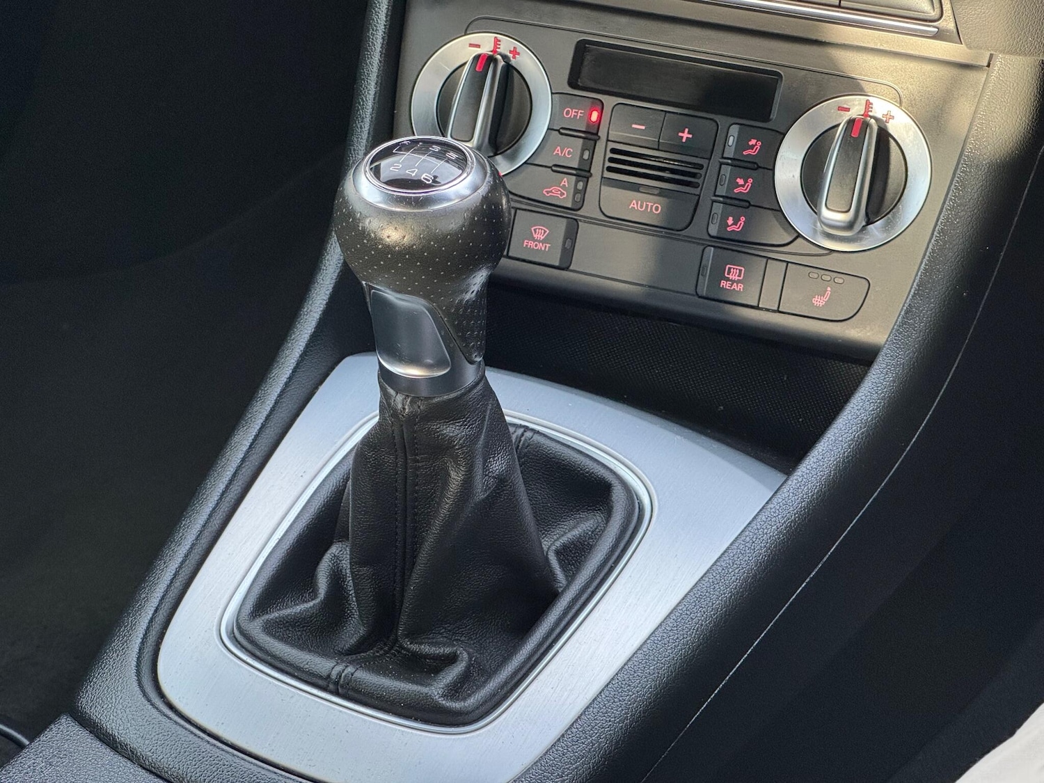 Used Audi Q3 2014 for sale - 76840729: Photo 48