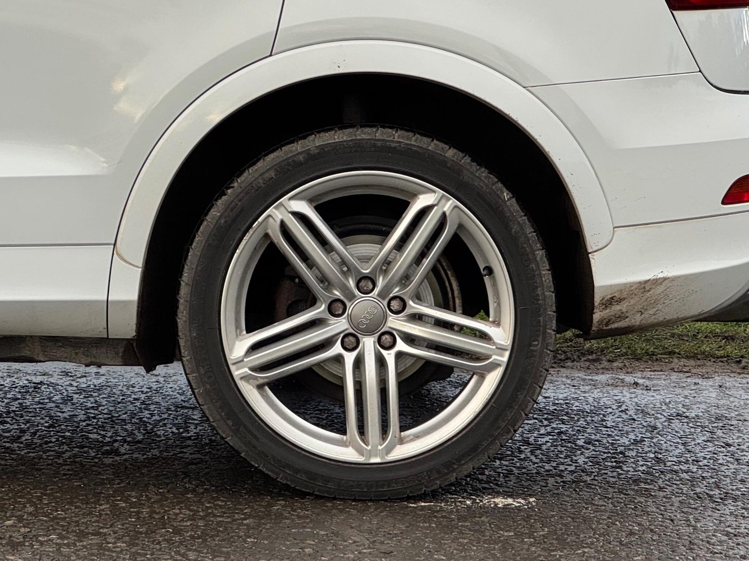 Used Audi Q3 2014 for sale - 76840729: Photo 53