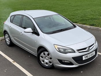 Used Vauxhall Astra 2013 for sale - 76840748: Photo