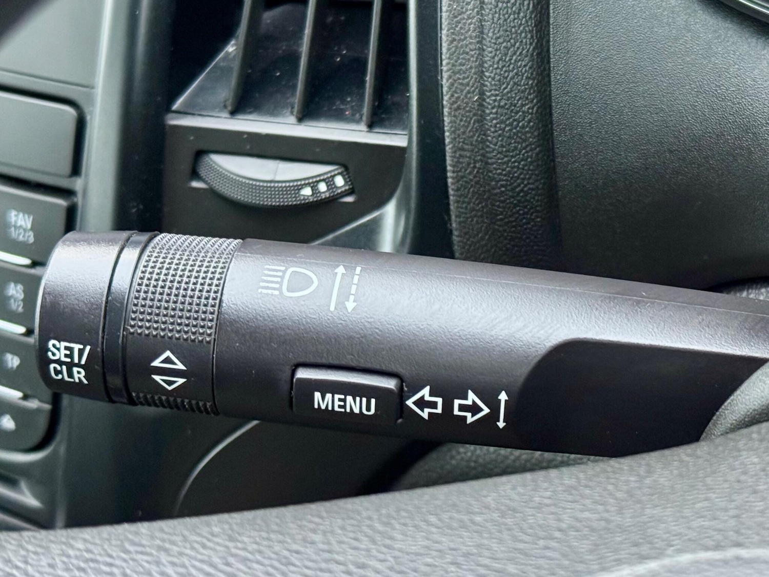 Used Vauxhall Astra 2013 for sale - 76840748: Photo 31