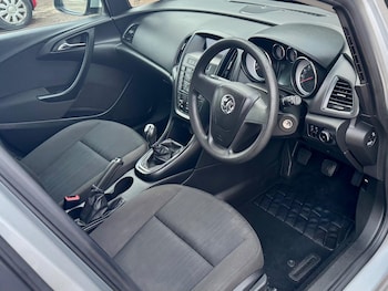 Used Vauxhall Astra 2013 for sale - 76840748: Photo