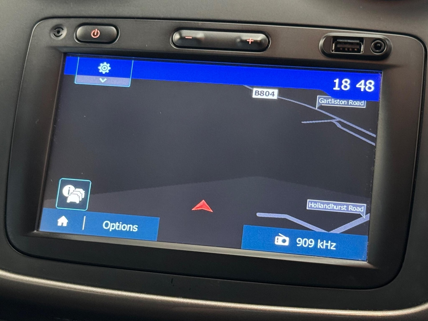 Used Dacia Sandero 2015 for sale - 76840728: Photo 3