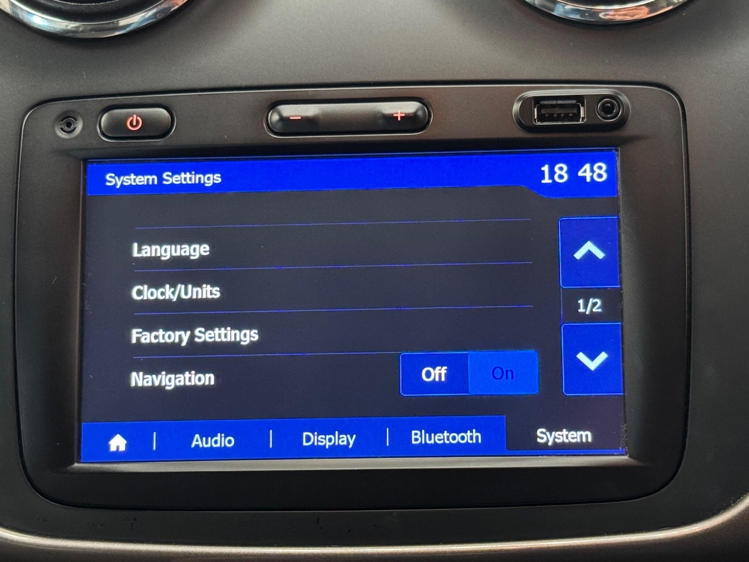 Used Dacia Sandero 2015 for sale - 76840728: Photo 41