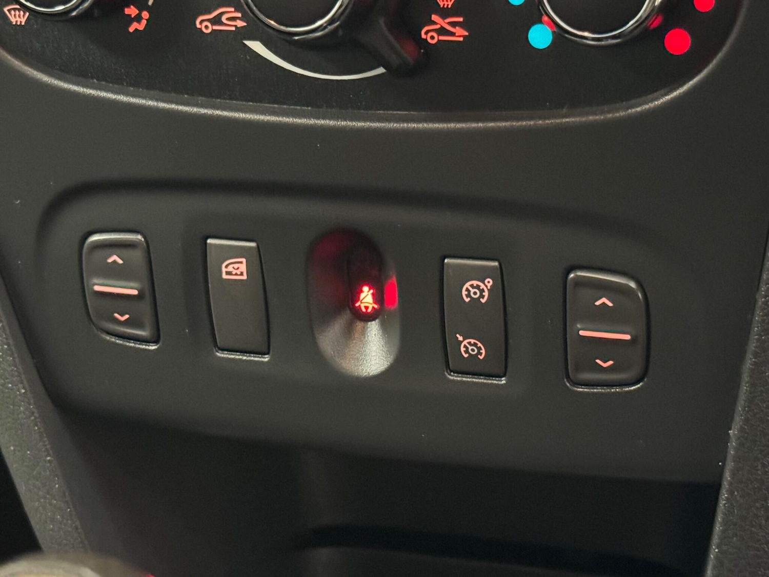 Used Dacia Sandero 2015 for sale - 76840728: Photo 44